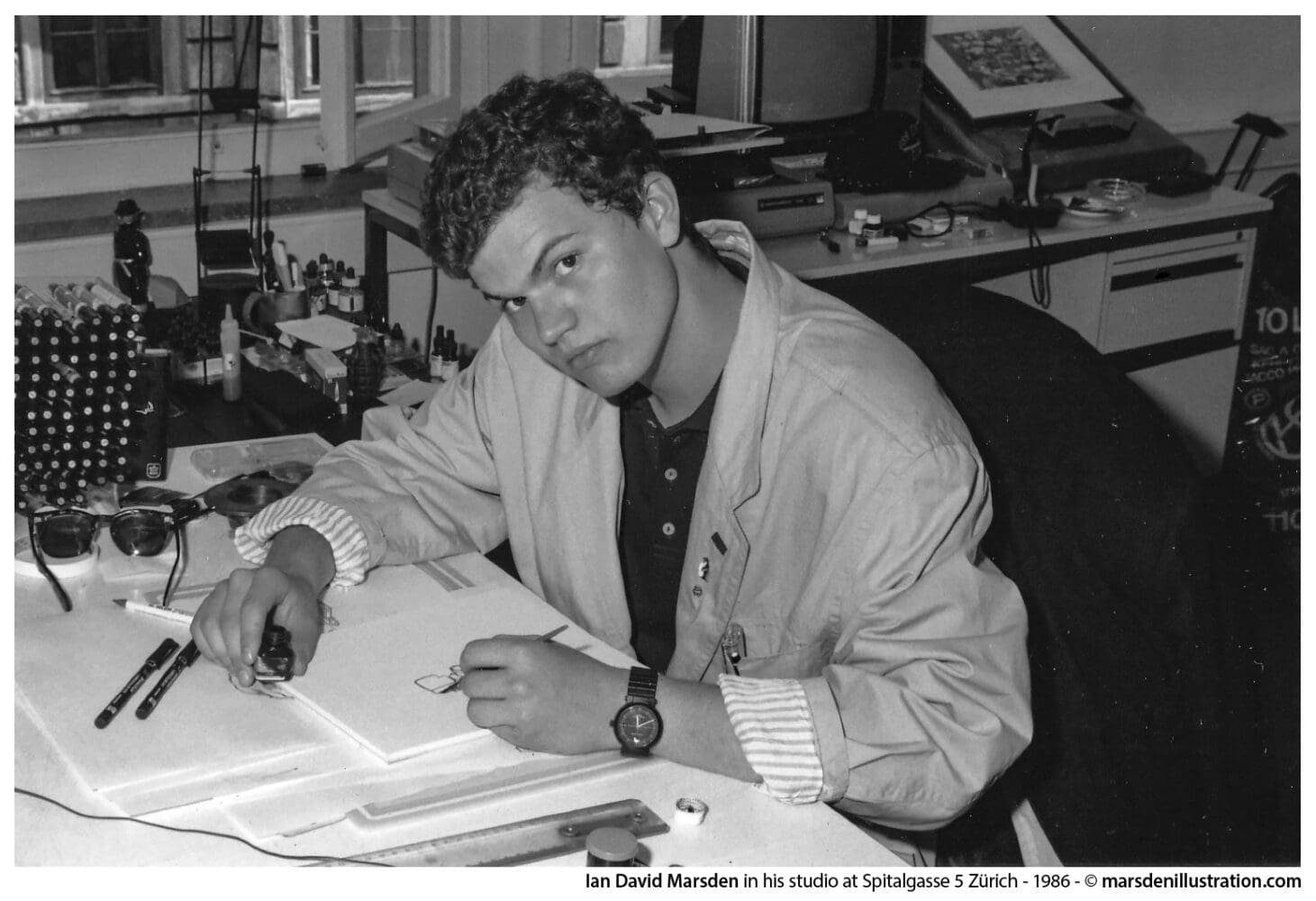 illustrator and cartoonist Ian David Marsden in his studio at Spitalgasse 5 Zürich in 1986